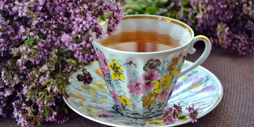 Thee in mooi kopje